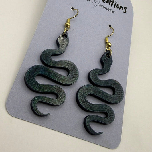 🖤 Shadow Serpent Earrings