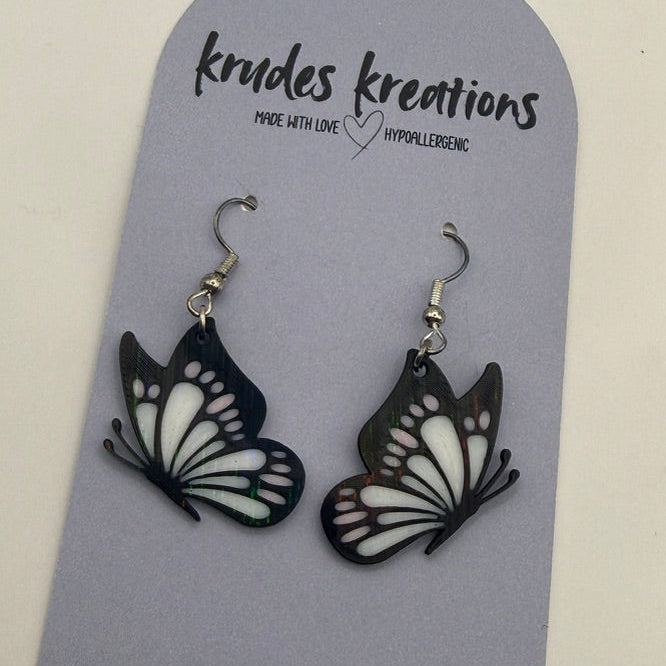 🦋 Pink Accent Butterfly Earrings