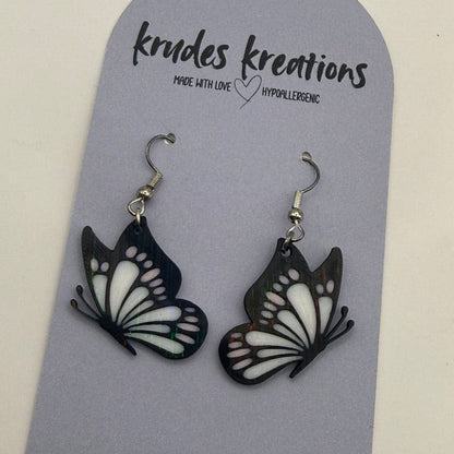 🦋 Pink Accent Butterfly Earrings