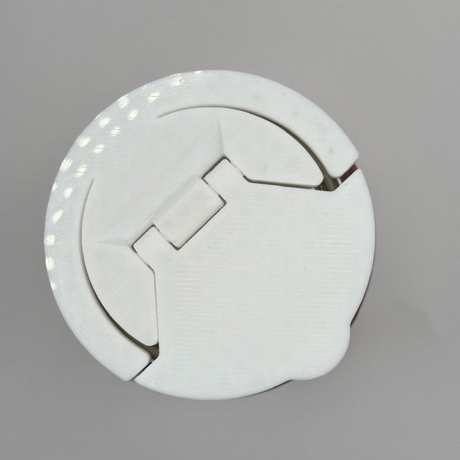 Snap-On Soda Can Topper — Reusable Flip Lid Cover