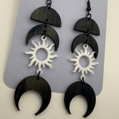 🌙✨ Lunar Sunburst Dangle Earrings